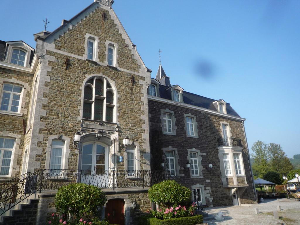 Le Chateau De Rendeux Luaran gambar